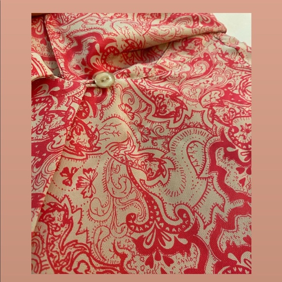 Quirky Pink Vintage button down - Picture 4 of 6